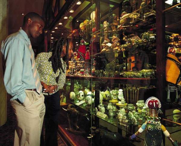 當地是著名的購物中心,有不少知名商店林立。(相片來源: South African Tourism) 約翰尼斯堡
