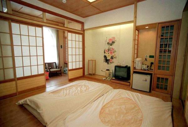 房間充滿東洋風味。<br /> 珠海