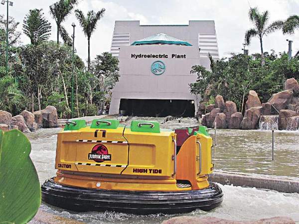 「侏羅紀河探險」。 新加坡