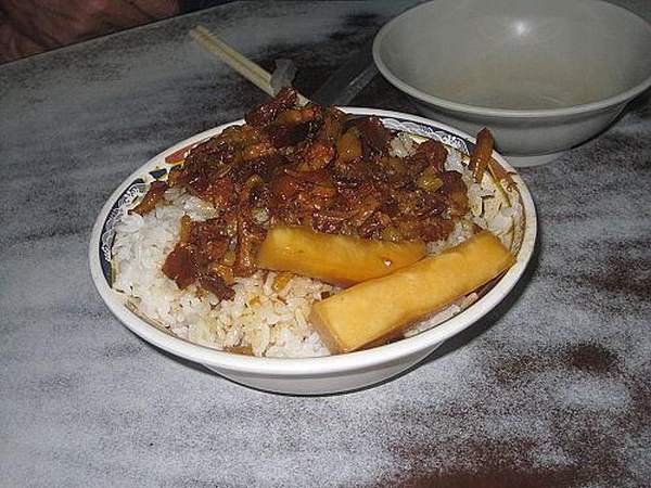 店內最著名的魯肉飯,在店外已嗅到陣陣魯肉香。(相片來源 : Lydia Chan) 台北