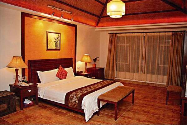 別墅的雙人客房除了有時尚的裝淇外,其沐浴的熱水更源自天然溫泉。 廣東省其他