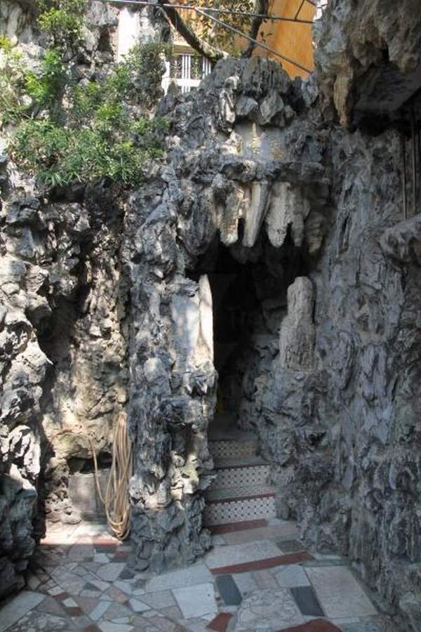 「地藏府」的入口甚有鬼屋 feel,大大增加了神秘感。 香港