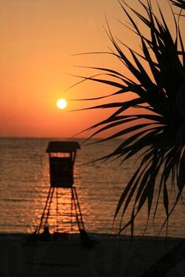 在如此美景前燒烤,一樂也。 沖繩