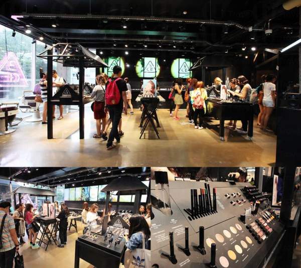 STYLENANDA自家化妝品牌3 CONCEPT EYES當然也少不了。 首爾